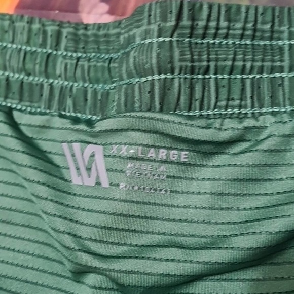 VRST Green Shorts Size XXL NWT - Picture 3 of 5